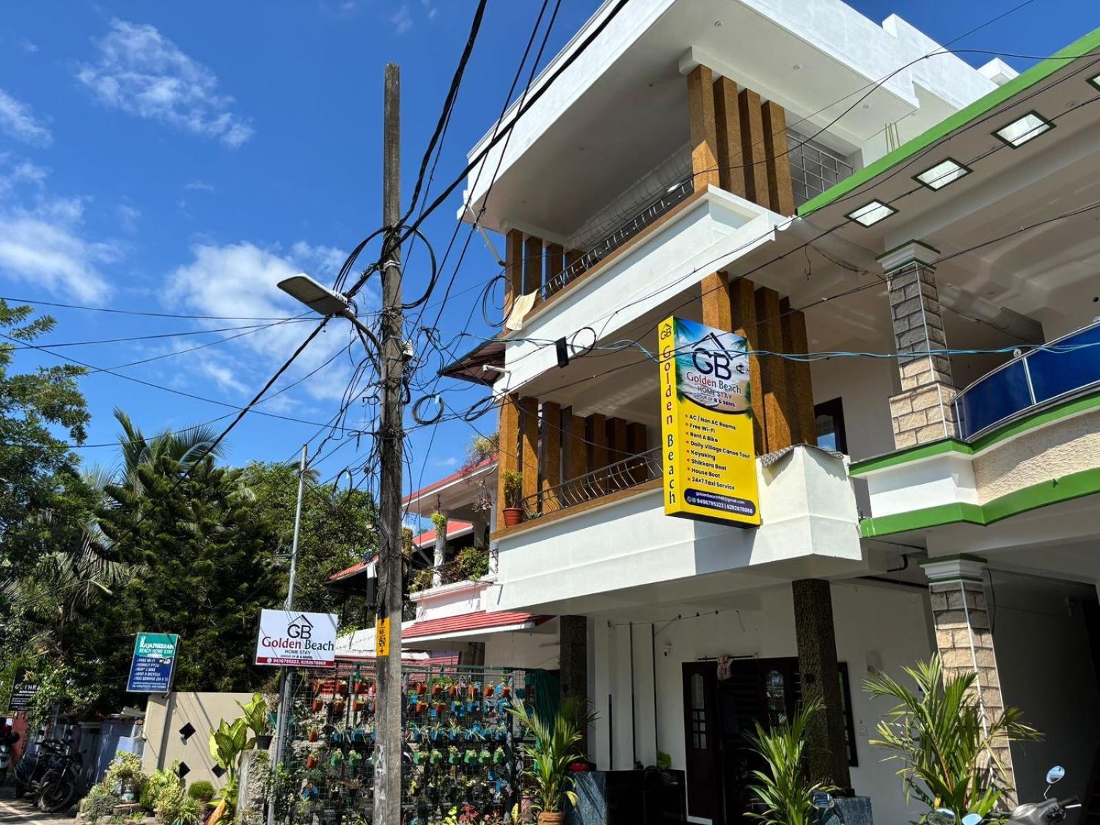 Golden Beach Home Stay Alappuzha Luaran gambar