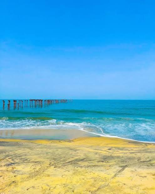 Golden Beach Home Stay Alappuzha Luaran gambar
